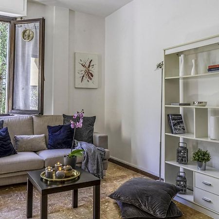 Cozy Roman Apartment With Parking ฟลอเรนซ์ ภายนอก รูปภาพ