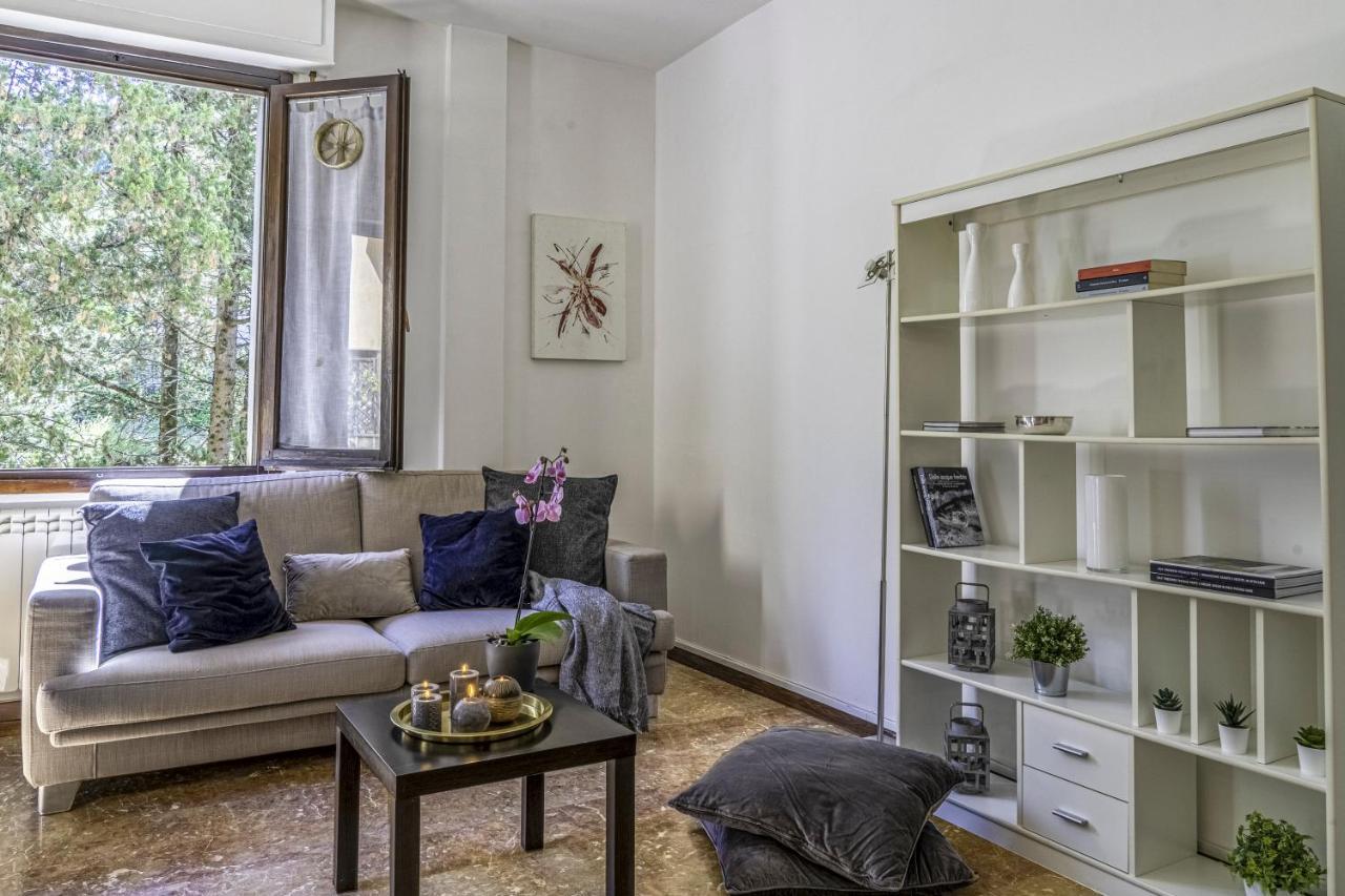 Cozy Roman Apartment With Parking ฟลอเรนซ์ ภายนอก รูปภาพ