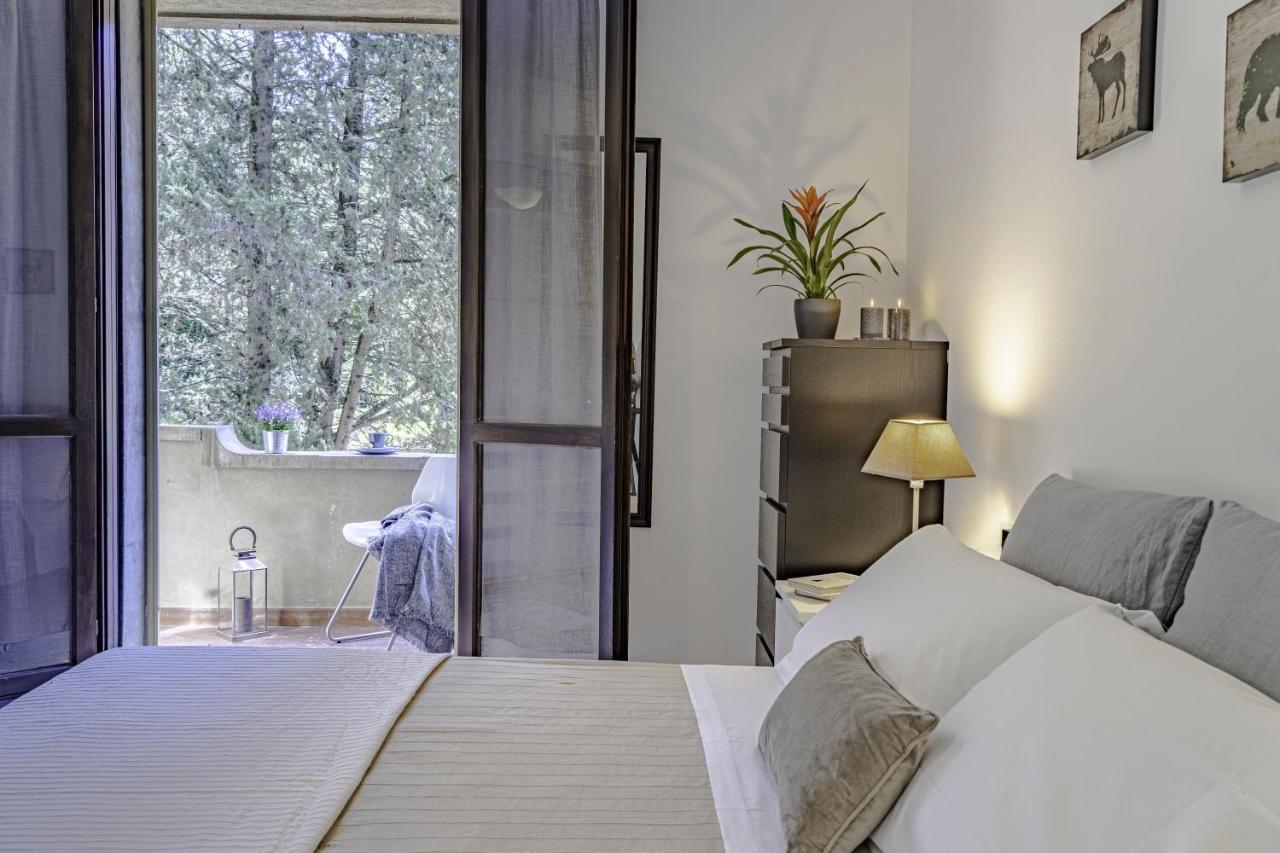 Cozy Roman Apartment With Parking ฟลอเรนซ์ ภายนอก รูปภาพ